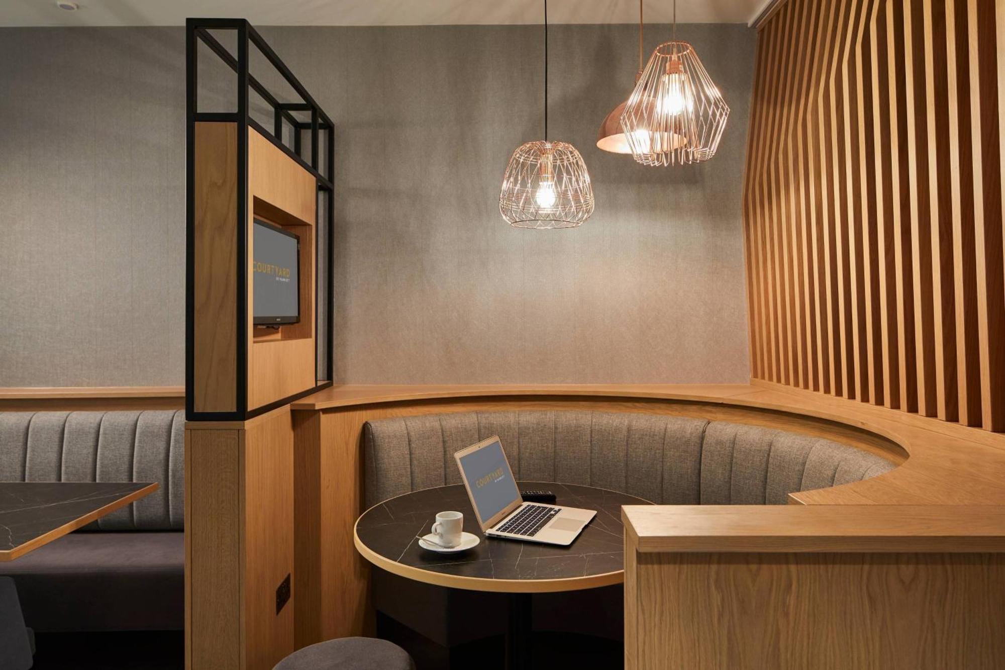Courtyard By Marriott Oxford City Centre Eksteriør bilde