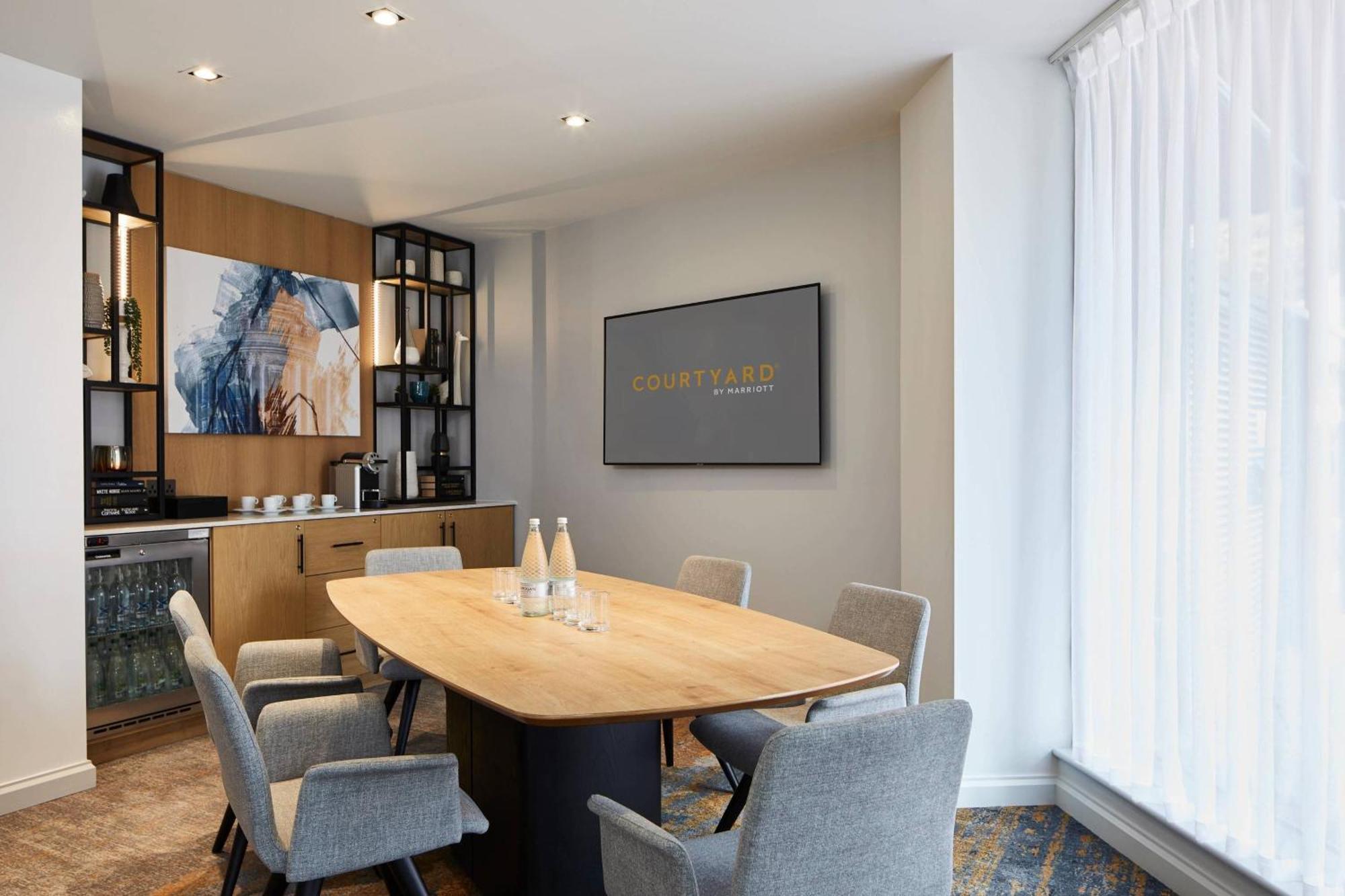 Courtyard By Marriott Oxford City Centre Eksteriør bilde